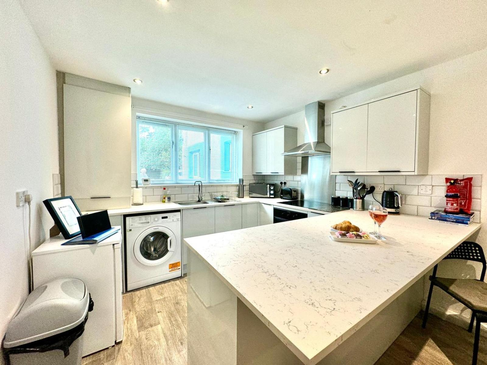 The Alnham, Large 3 Bed Apartment, Close To The City Newcastle upon Tyne Exterior photo